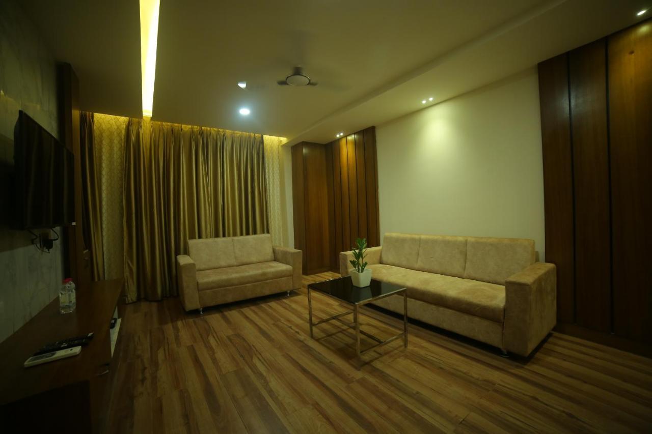 Sree Fortune Grand, Tadepalli 호텔 Tadepalle 외부 사진