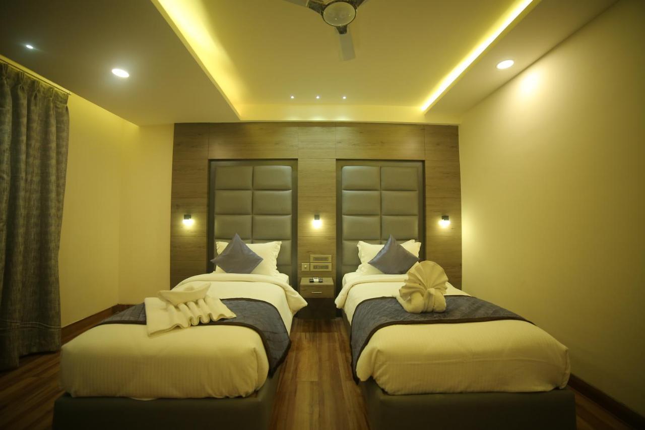 Sree Fortune Grand, Tadepalli 호텔 Tadepalle 외부 사진